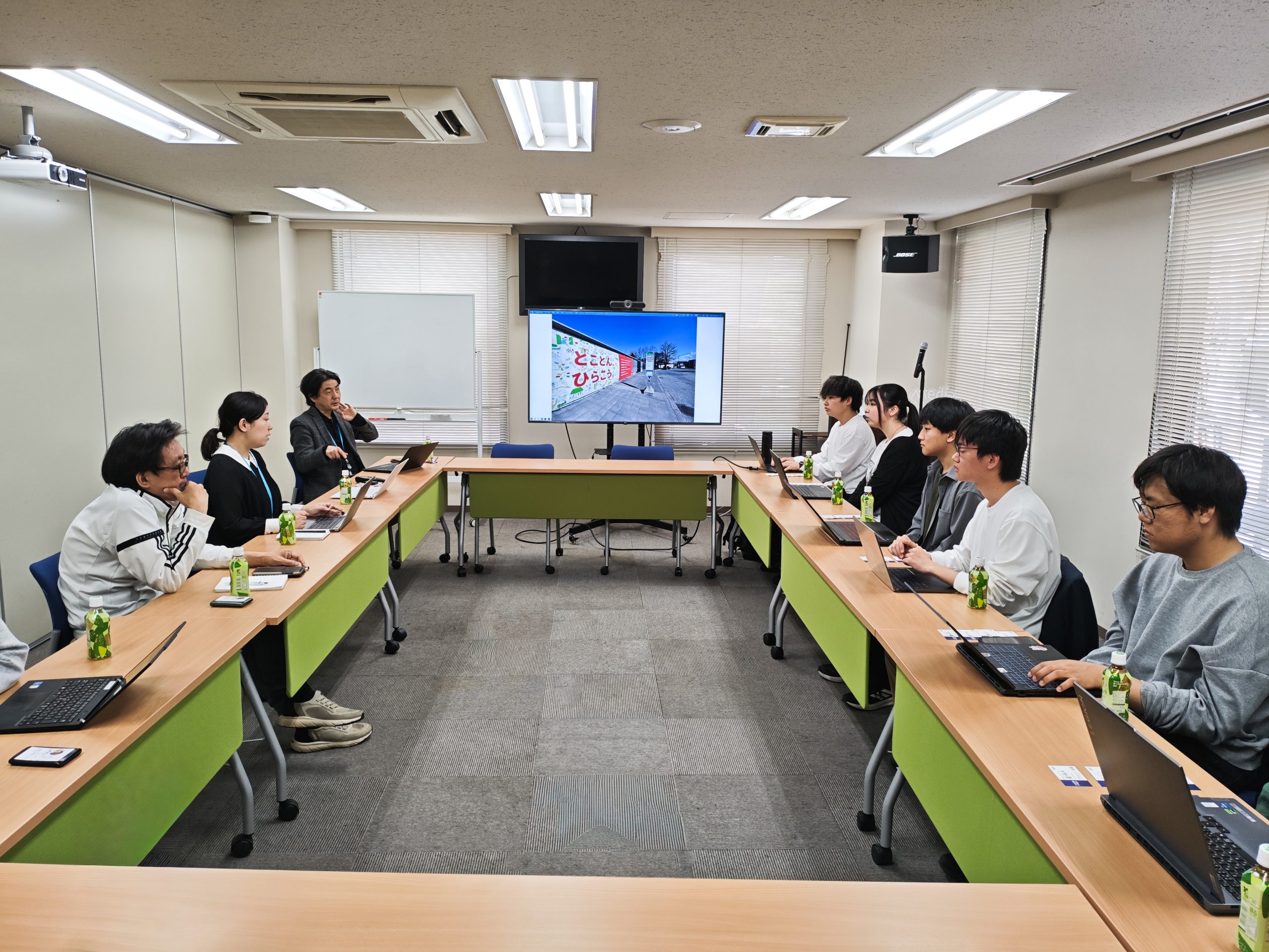 バス利用者向けのIT施策についての勉強会のようす